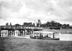 Das motorbetriebene Allerschiff (hier bei Altencelle) fuhr im Sommer stets Sonntags.