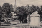 Hindenburgplatz Uetze mit Kriegerdenkmal